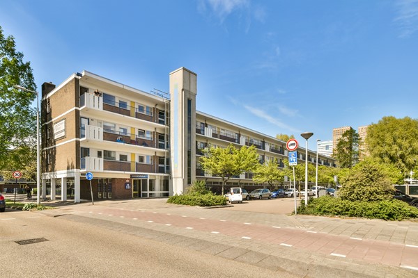 For sale: Doddendaal 26, 1082XV Amsterdam